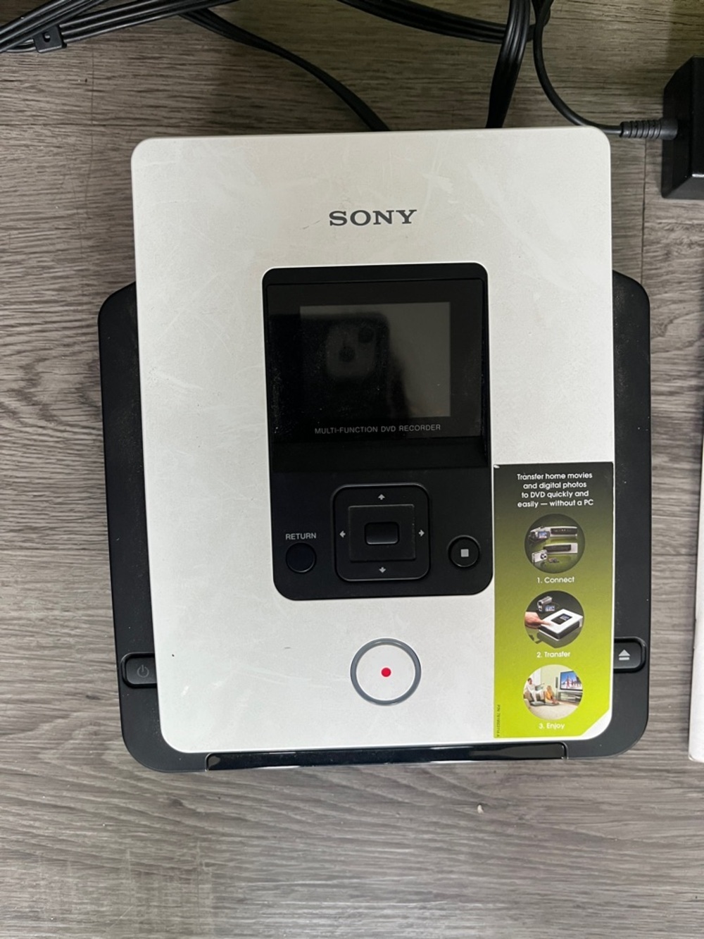 Sony Multi-Function DVD Recorder VRD-MC5 — White/Black - Picture 2 of 4
